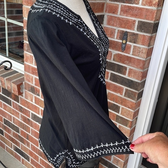 Lucky Brand Tunic‎ With Sparkle Embroidery - Picture 5 of 10